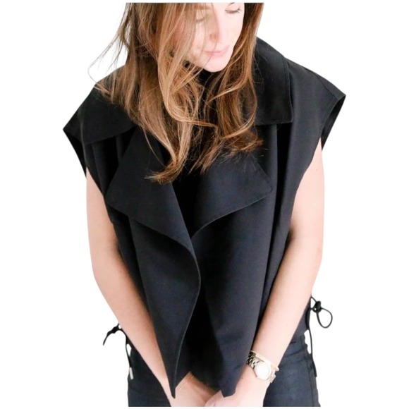 Bucket List Jackets & Blazers - Bucket List Black Draped Waterfall Vest Cape Jacket Open Front Size‎ Small